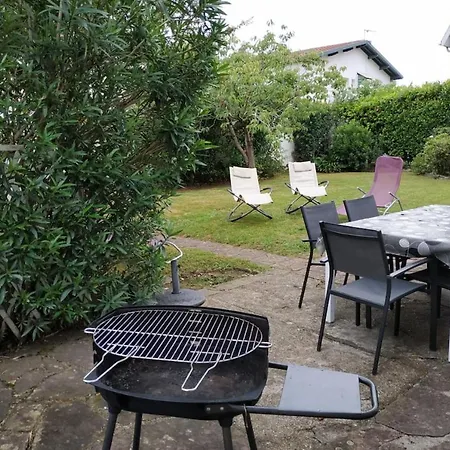 Guestready - House With South Facing Garden